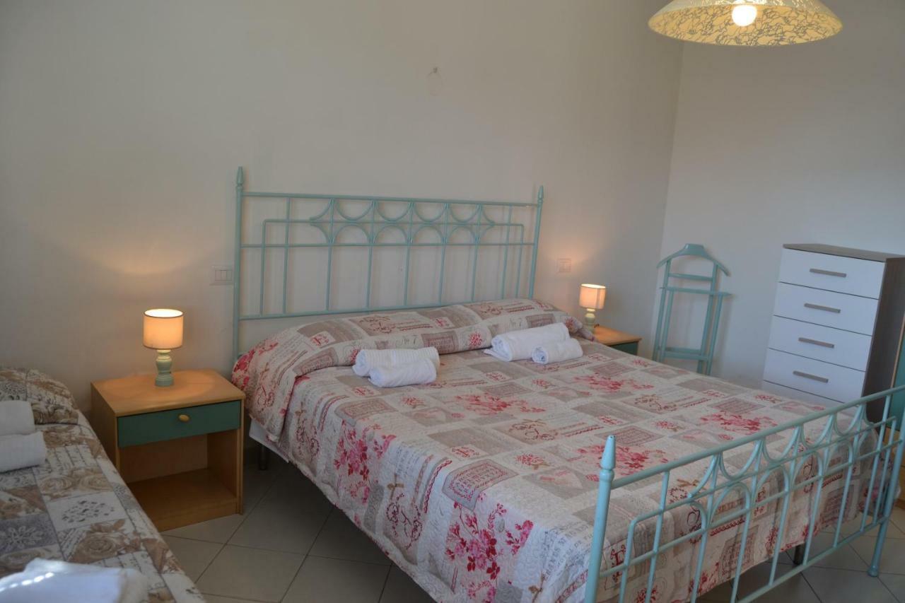 Venere Apartament Tirrenia Exterior foto